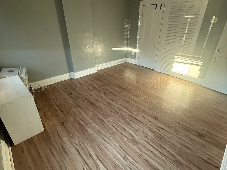 61 Lake St #2 — Photo 3