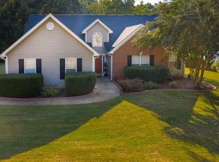 4672 Devencrest Ln, Buford, GA 30519