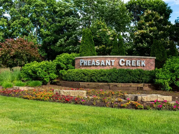 925 Spring Hill Dr APT 311, Northbrook, IL 60062
