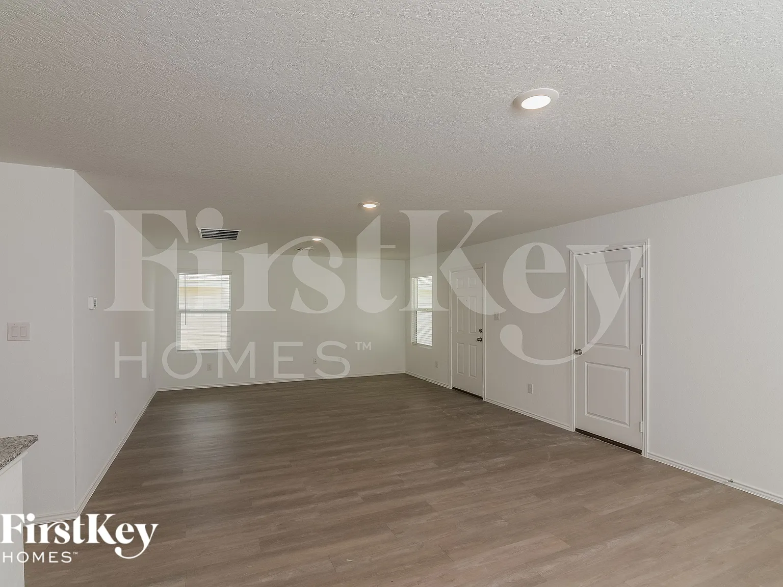 3 bed, 2.0 bath, 1440 sqft, $1,440 — Photo 4