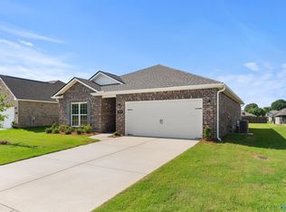 307 Keller Dr, Hazel Green, AL 35750