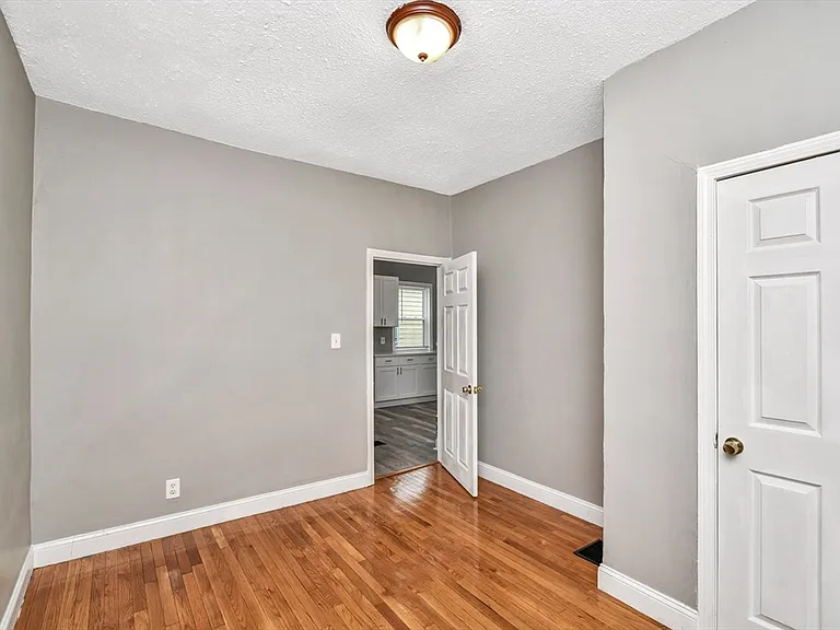 352 Norfolk St #3 — Photo 11