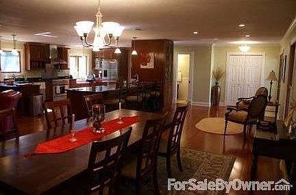 4th image of 3612 Mercier Dr