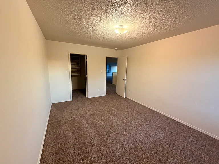 2130 Margarita Dr SE — Photo 8