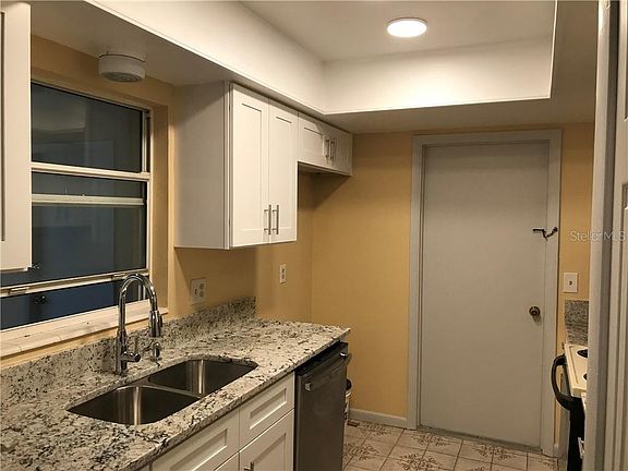 4th image of 6348 Forecastle Ct