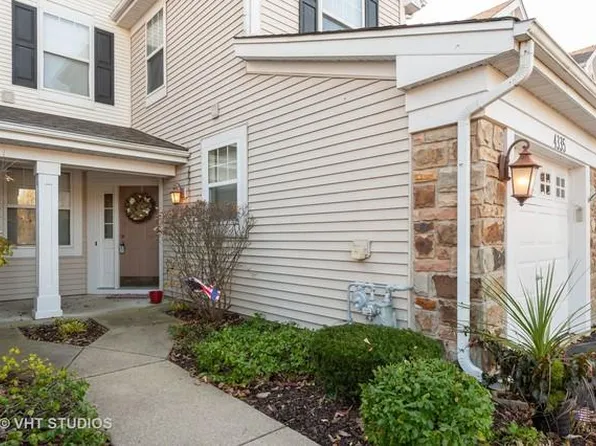 4335 Shooting Star Dr, Island Lake, IL 60042