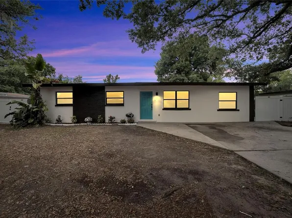 8719 N Larkhall Pl, Tampa, FL 33604