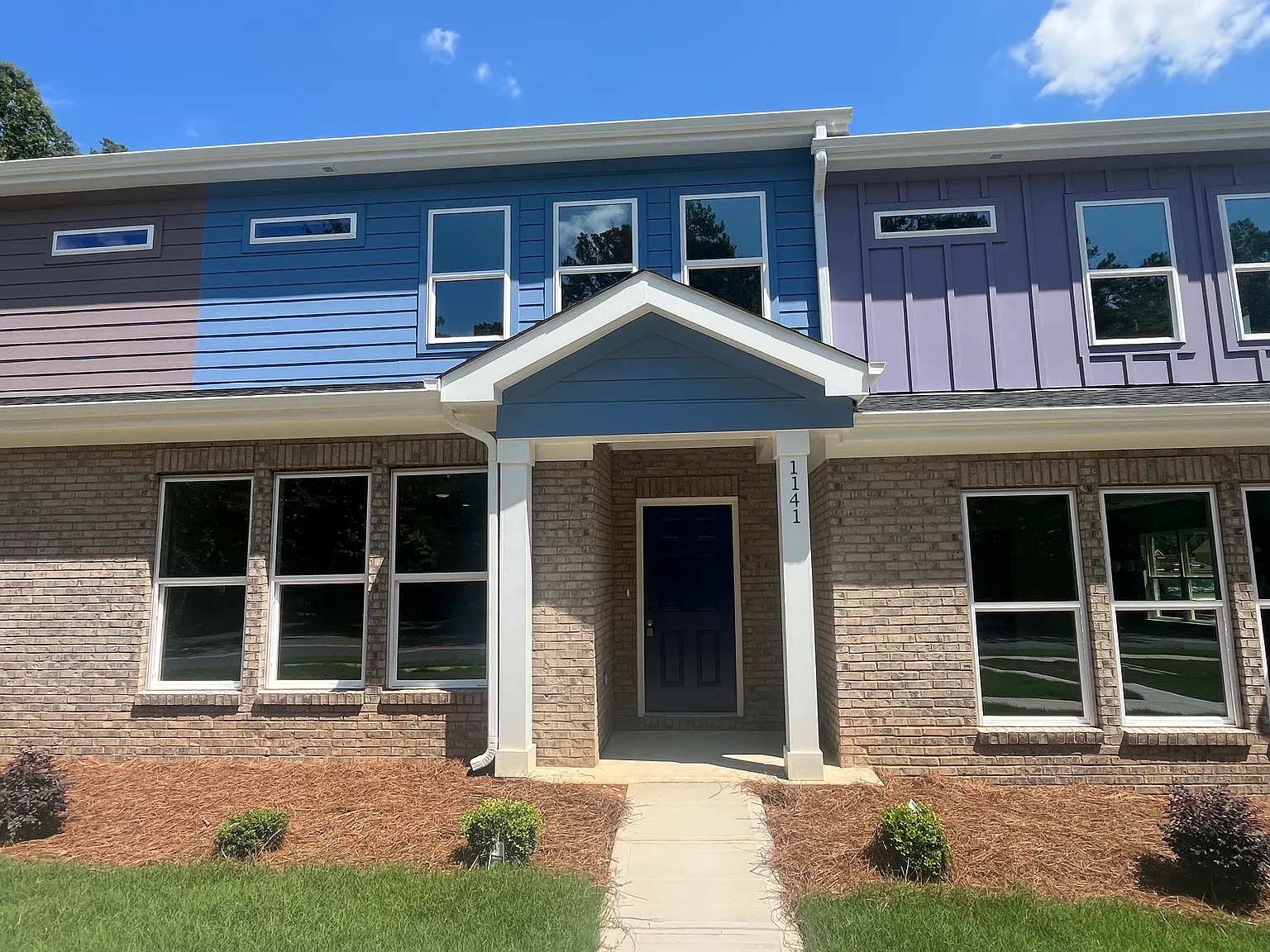 3 bed, 2.5 bath, 1859 sqft, $2,248 — Photo 3