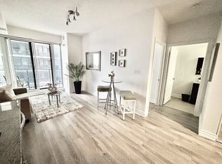 9600 Yonge St #710, Richmond Hill, ON L4C 0X3