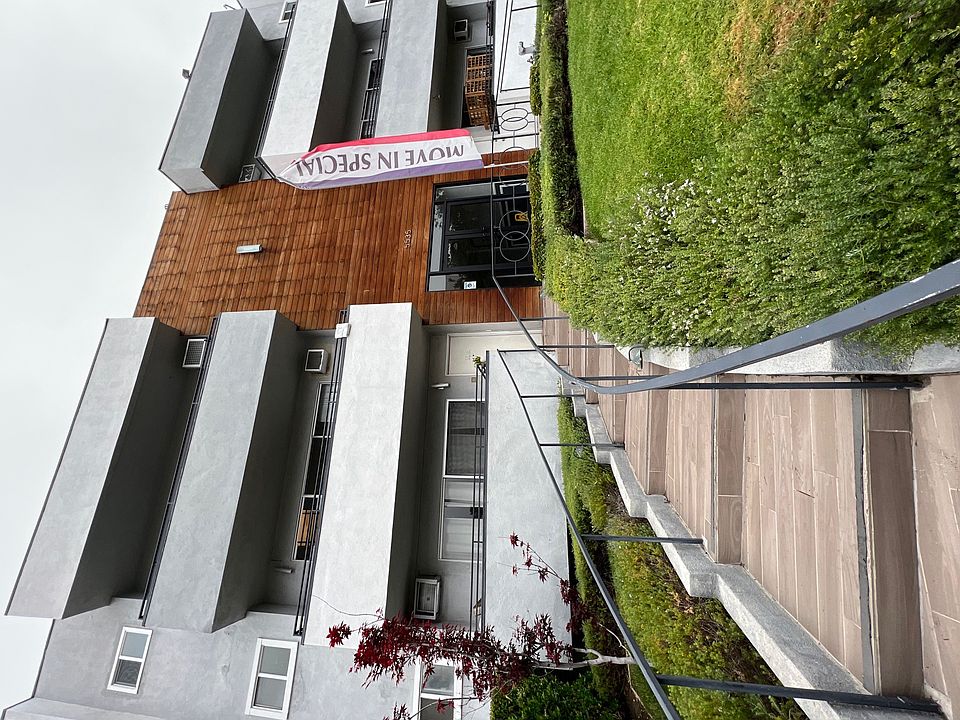 Front steps to The Carlton Apartments in Hollywood, California.