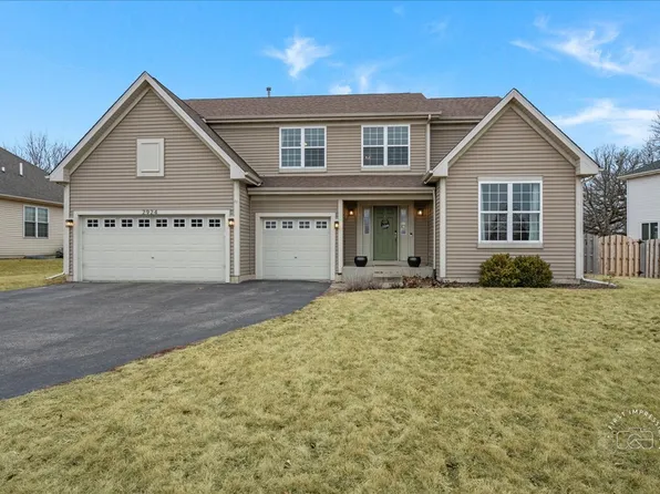 2924 Bauer Rd, North Aurora, IL 60542