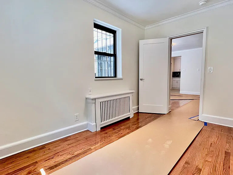 138 W 92nd St #1R — Photo 13