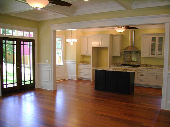 Huge Gourmet Kitchen/Family Room With Brazilian Teak Floors, Premium Granite 