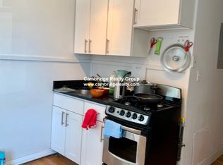 110 Willow St #2, Cambridge, MA 02141
