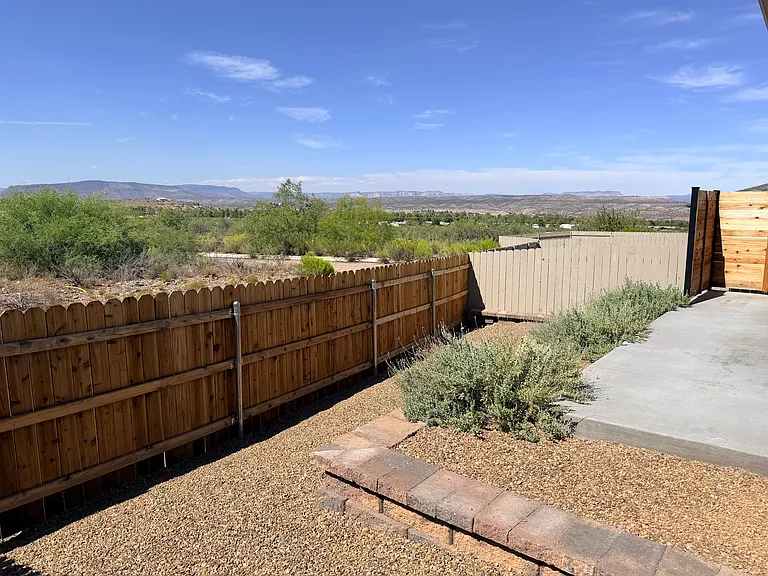 1714 Echo Canyon Dr — Photo 26