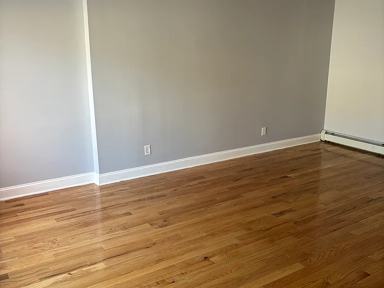 467 Beach 22nd St #1 — Photo 6