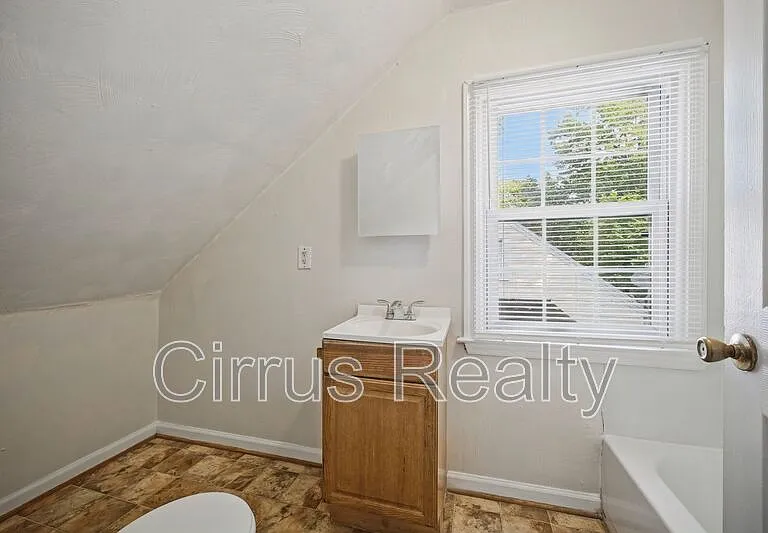428 Melville Rd — Photo 25