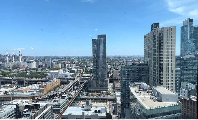 Rented by Compass | media 9