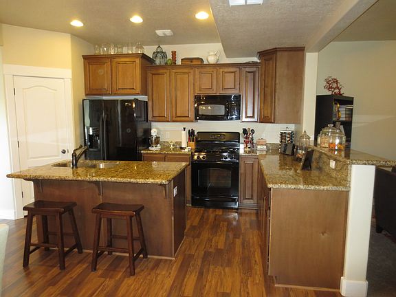 3rd image of 4302 W Lake Bridge Dr
