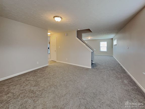 3rd image of 931 Olmsted Ct