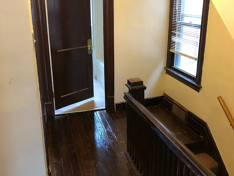 70 Pasadena St — Photo 18