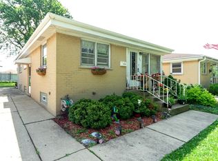 4941 N Ozanam Ave, Norridge, IL