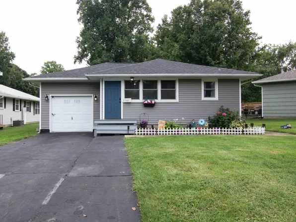 1202 E 32nd St, Marion, IN 46953