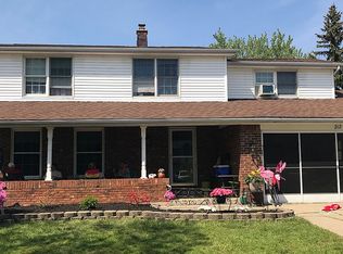 212 N Seine Dr, Buffalo, NY 14227