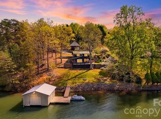 75 Rutt Rd, Taylorsville, NC 28681