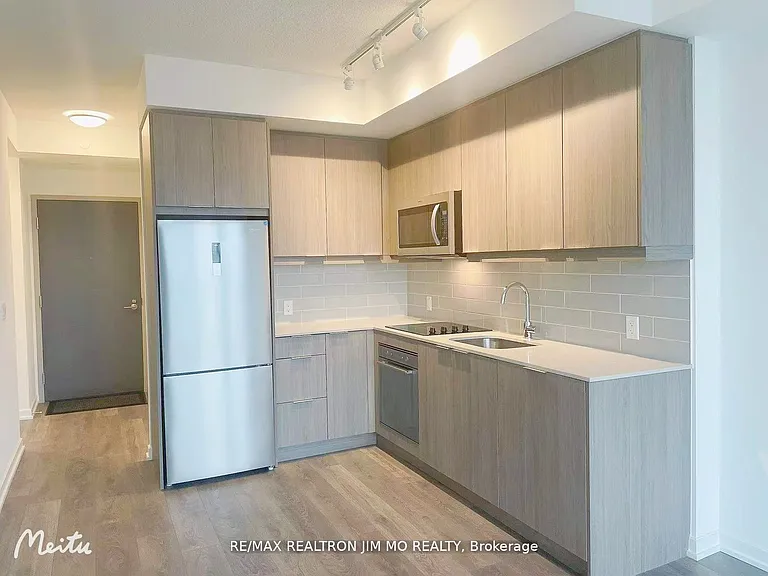 32 Forest Manor Rd #2707 — Photo 9