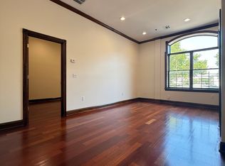 103 Main St APT 6, Newark, NJ 07105