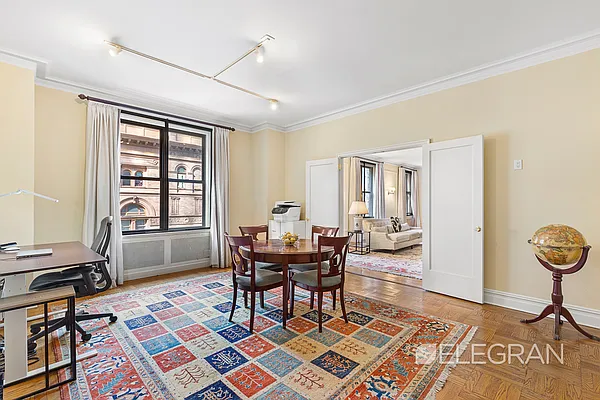 Sold by (Legacy) Elegran | media 4