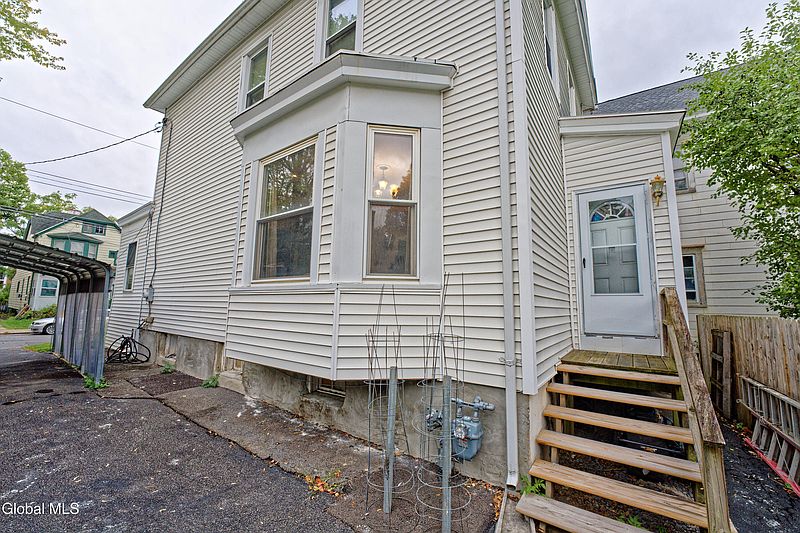 4th image of 1A Providence Place