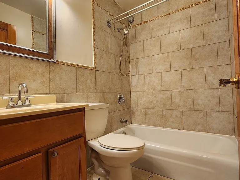 1111 W. Hollywood Ave — Photo 15