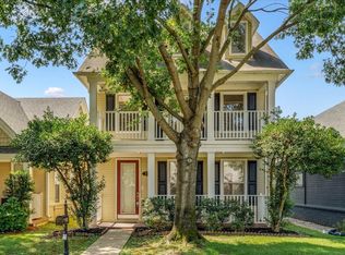 275 Island Village Dr, Memphis, TN 38103