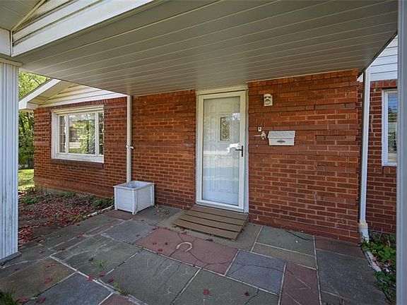 5th image of 2340 Greensburg Pike