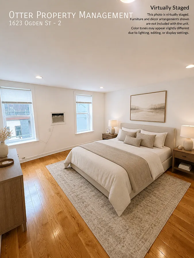 Charming 3BR/1BA Apartment — Photo 3