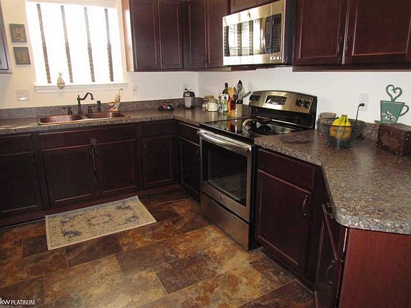 5th image of 25948 Maritime Cir S