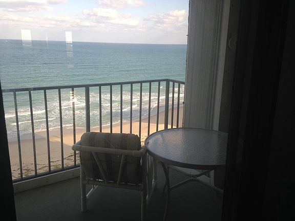 BALCONY SEATING
