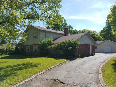 11950 N Gray Rd, Carmel, IN, 46033
