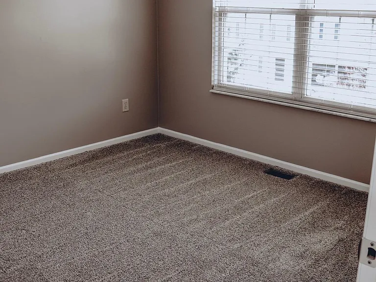 314 Weatherburn Dr — Photo 15