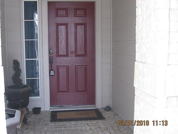 2nd image of 18218 Cobblestone Dr