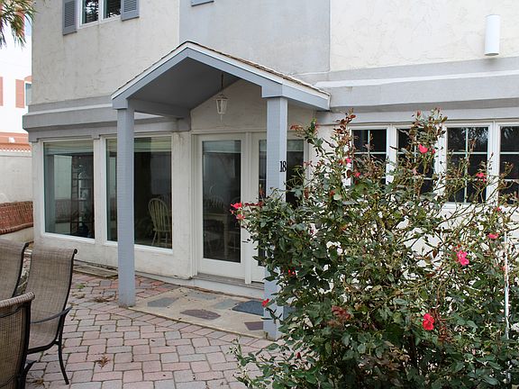 Exterior 2