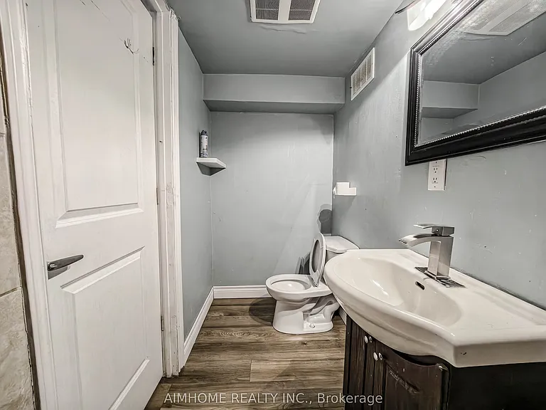 57 Gladman Ave N #BASEMENT — Photo 13