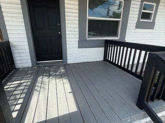 5th image of 1103 Drew St #1