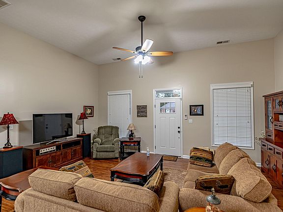 5th image of 3160 Countryside Dr