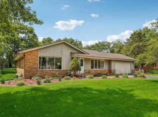 601 W Fairy Chasm Rd, Bayside, WI 53217