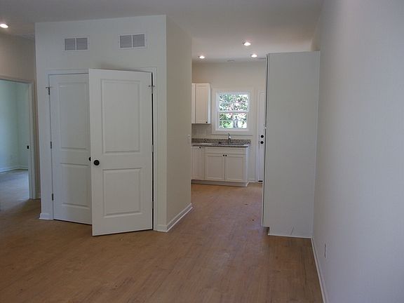 2nd image of 200 Long St #184