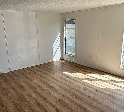 Large bedroom