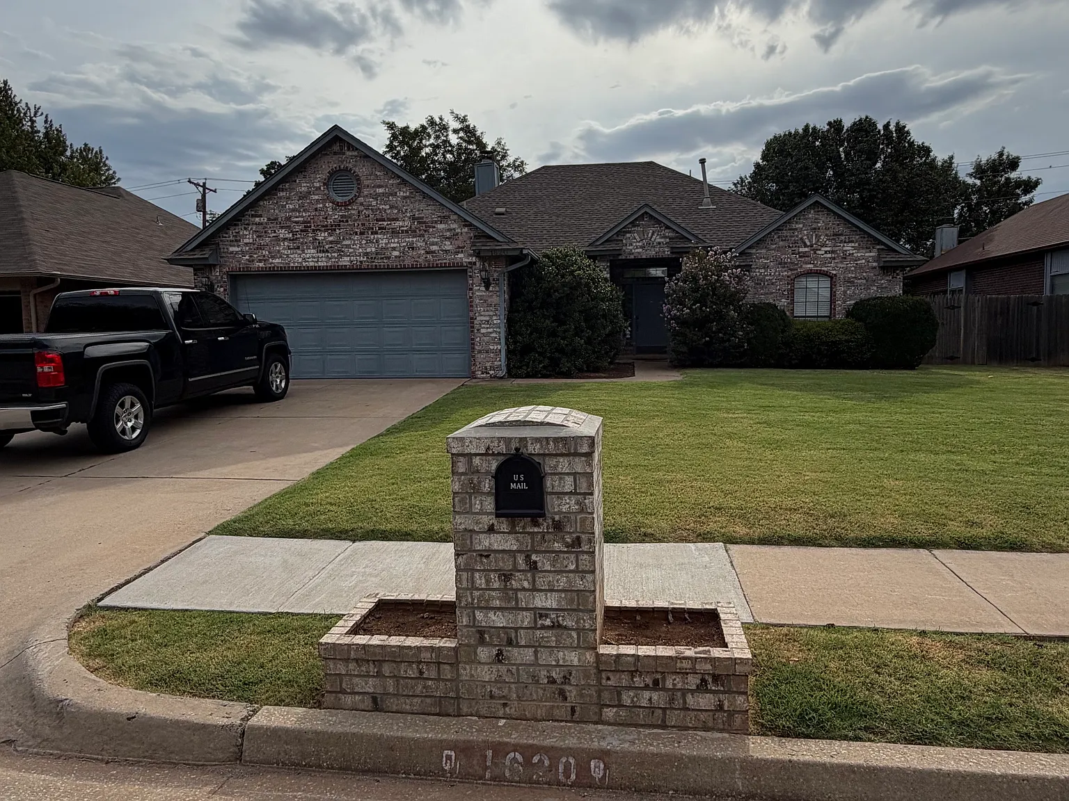 3 bed, 1670 sqft, $2,000 — Photo 1
